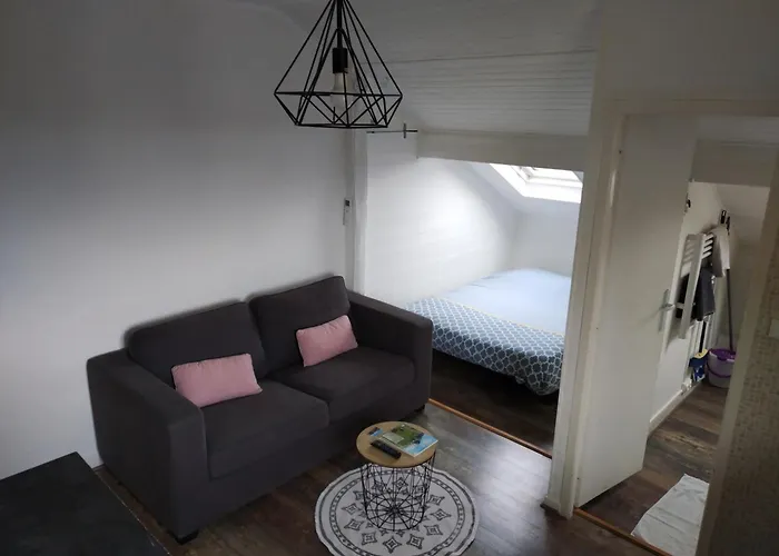 Le Du Brochy Apartment *
